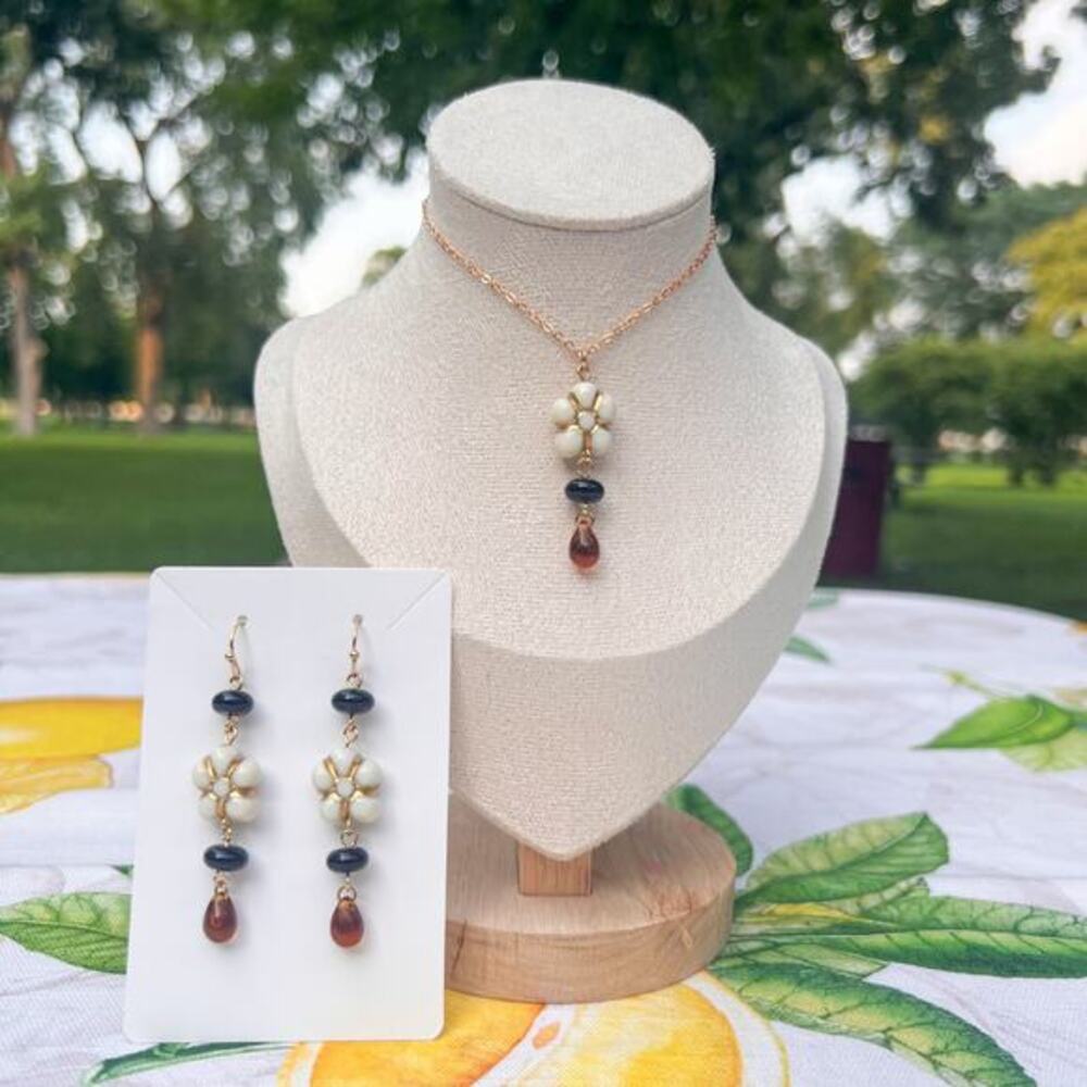 Beige Floral Flower Smoky Brown Czech Glass Black Agate Boho Beaded Jewelry Set